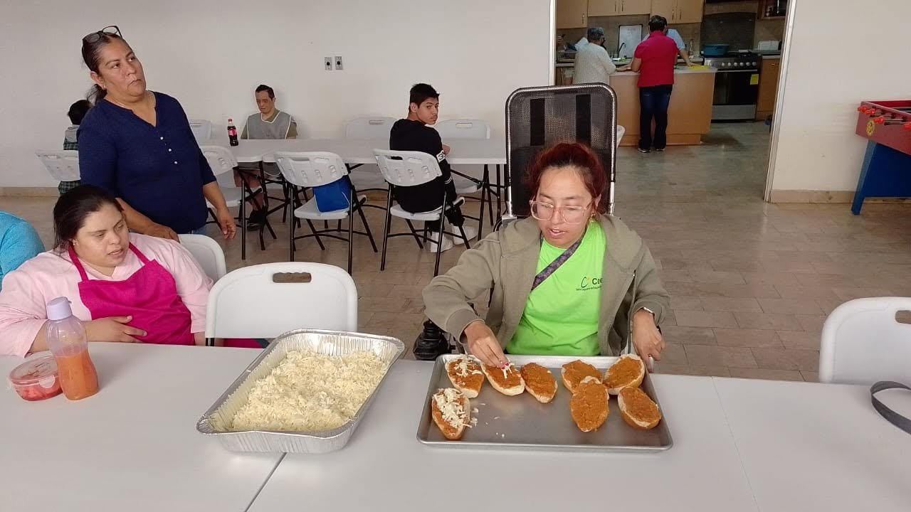 Taller de Cocina en CLEE